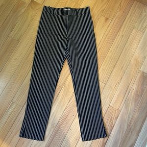 H&M cropped black and white pinstripe pants size 6 excellent condition